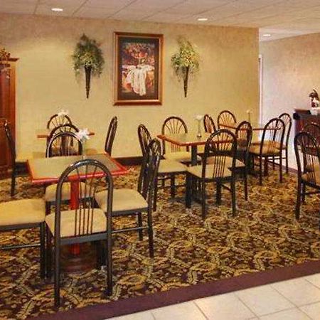 Comfort Suites Airport Columbus Étterem fotó